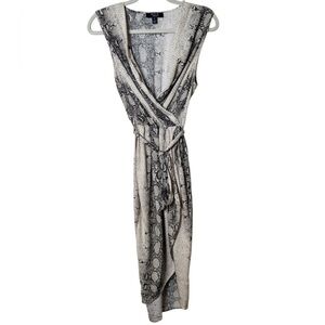 ** Paper Heart Small Elegant Black and Cream Faux Wrap Dress